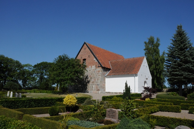 Lyngby Kirke, Lyngbyvej 7, Lyngby, Skørping